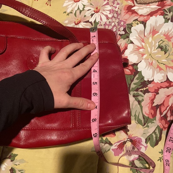 Angelo gorgeous red great quality/condition purse - Picture 12 of 14